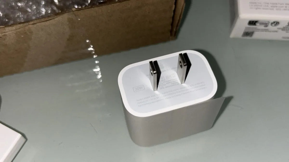 Adaptador de Corriente USB-C de 20W Original Apple - Cubo de Carga Rápida para iPhone - Conector Tipo C
